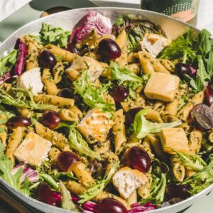 Saladona ao pesto com frango