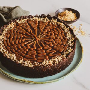 Torta de Caramelo de Amendoim com Chocolate Belga